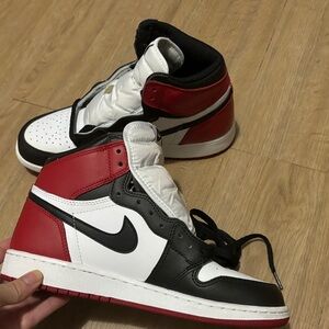 Nike Jordan 1 high top black toe (2016)